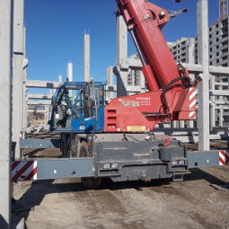 Работа автокрана Demag AC 40 